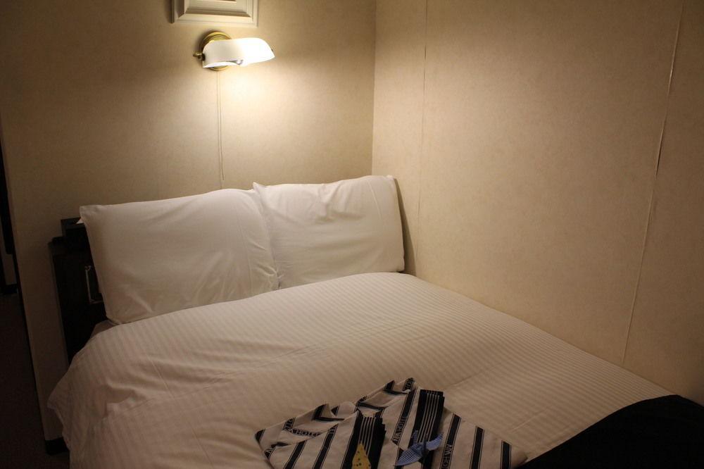 Uozu Manten Hotel Ekimae Εξωτερικό φωτογραφία