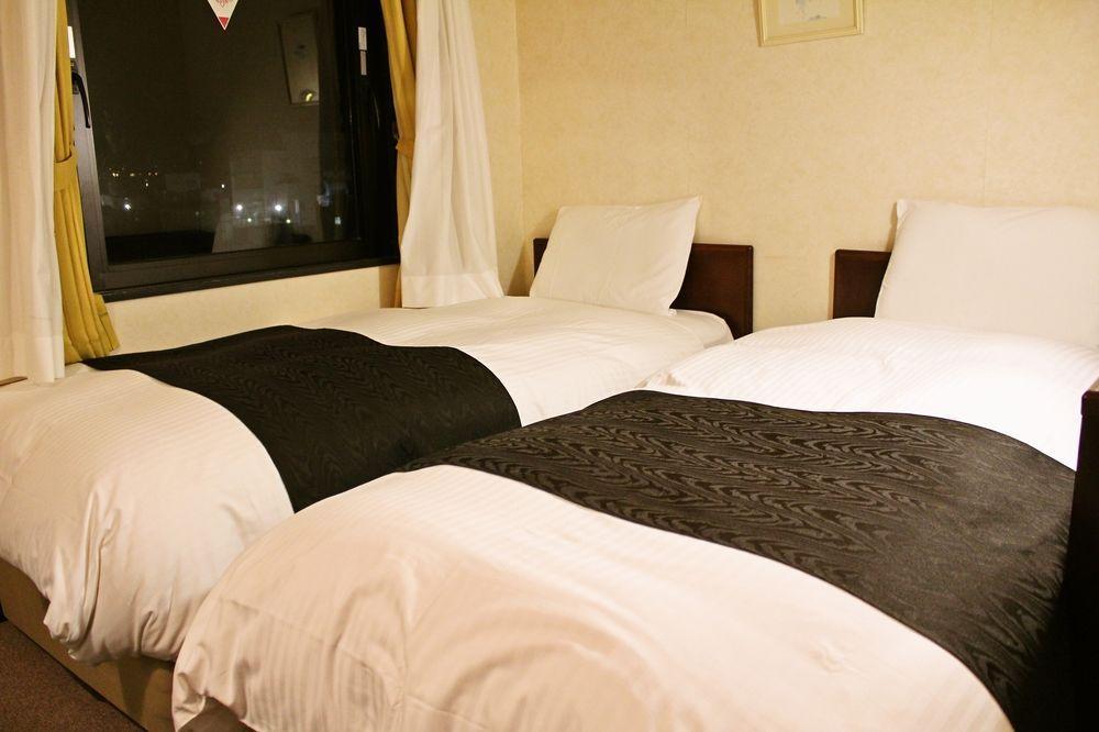 Uozu Manten Hotel Ekimae Εξωτερικό φωτογραφία